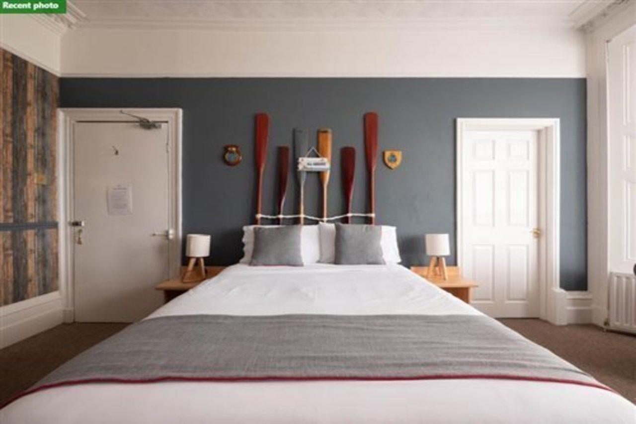 Oyo Pier Hotel Rhyl Eksteriør billede