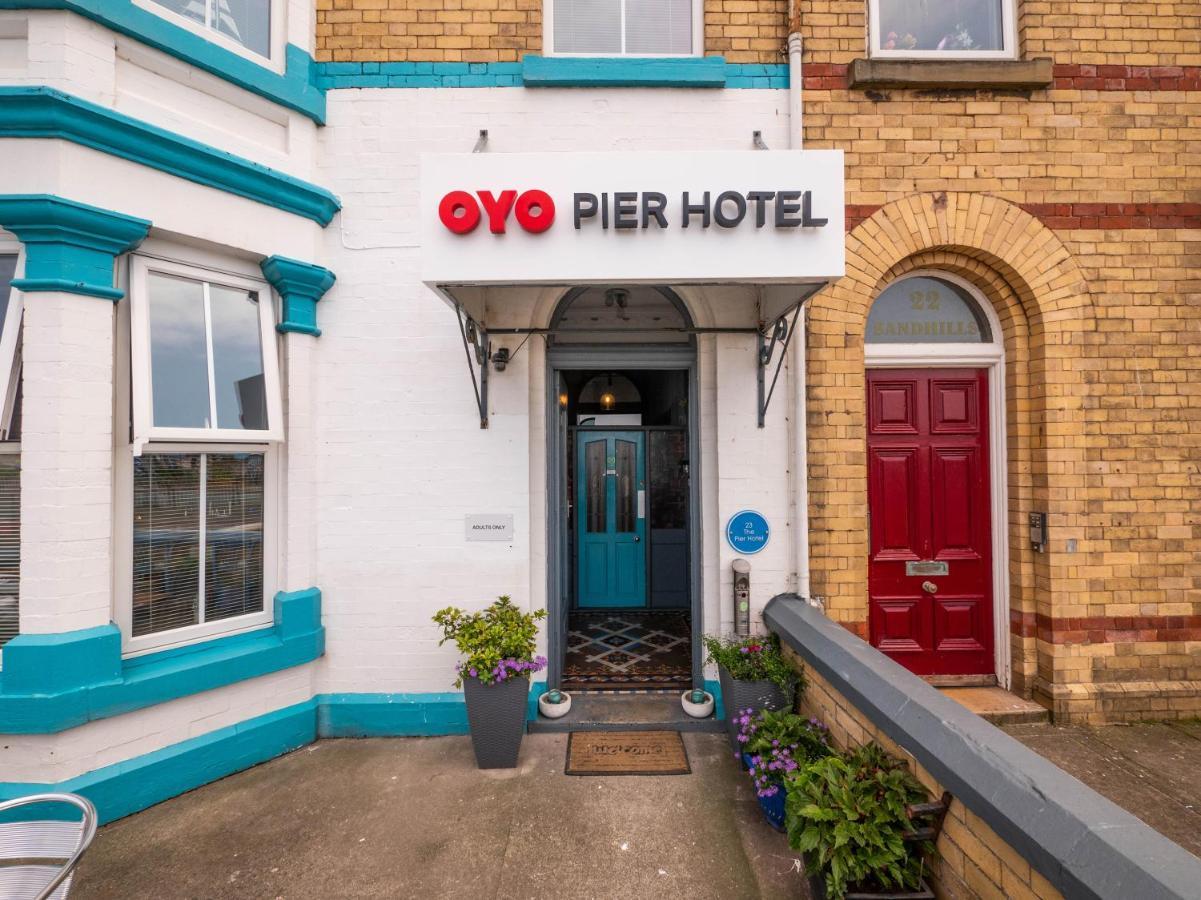 Oyo Pier Hotel Rhyl Eksteriør billede