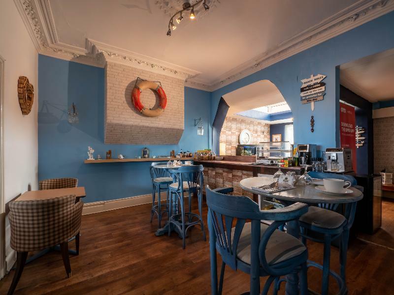 Oyo Pier Hotel Rhyl Eksteriør billede